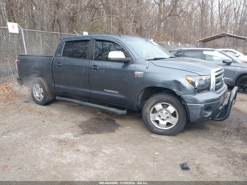 5TFDY5F18AX098646 2010 Toyota Tundra Grade 5.7L V8 auction photo 1