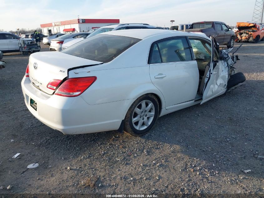 2005 Toyota Avalon Xl