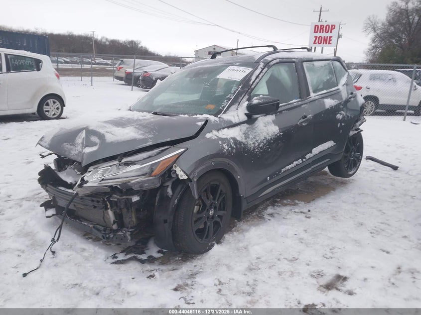 2021 Nissan Kicks Sr Xtronic Cvt