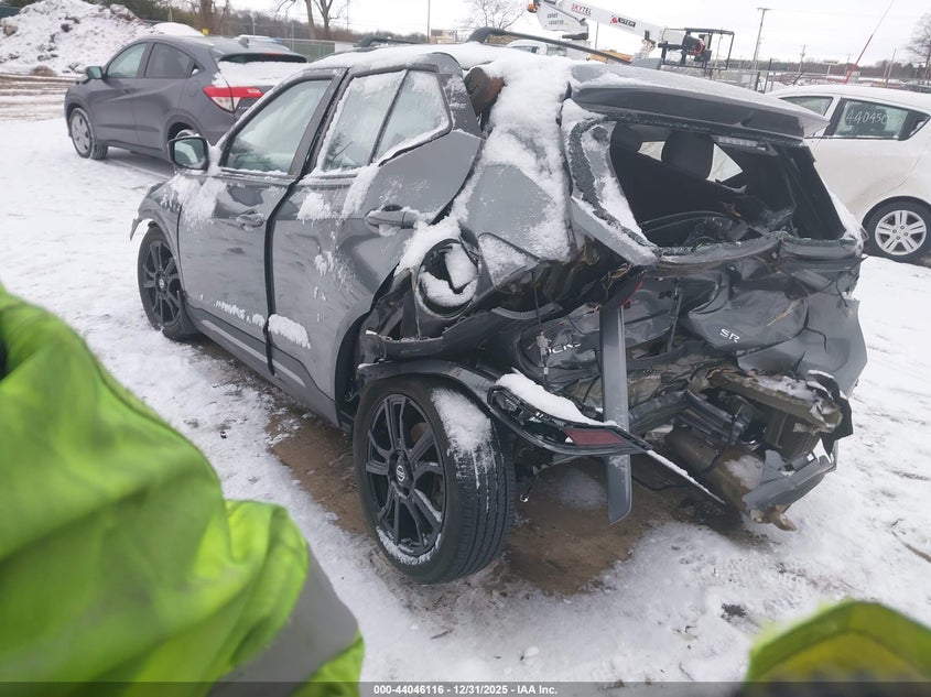 2021 Nissan Kicks Sr Xtronic Cvt
