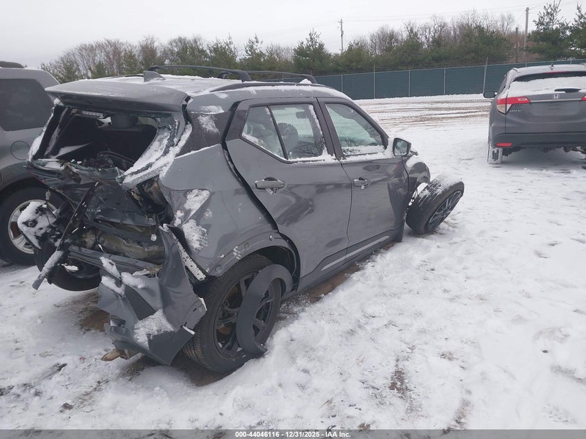 2021 Nissan Kicks Sr Xtronic Cvt