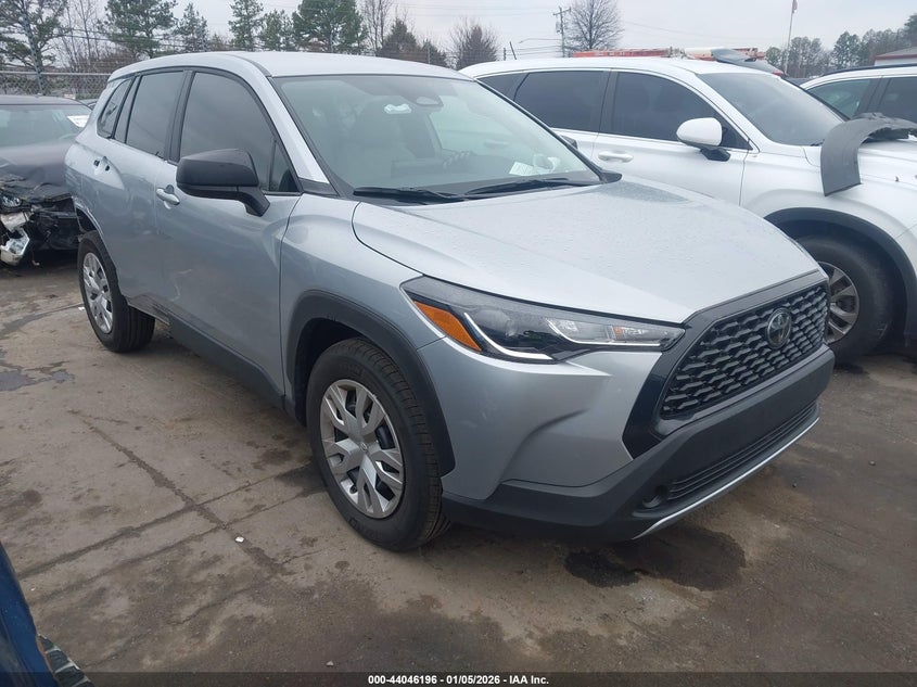 7MUAAAAG2SV138826 2025 Toyota Corolla Cross L auction photo 1