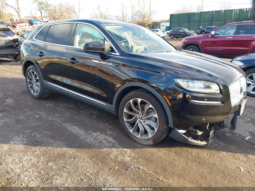 2021 Lincoln Nautilus Reserve