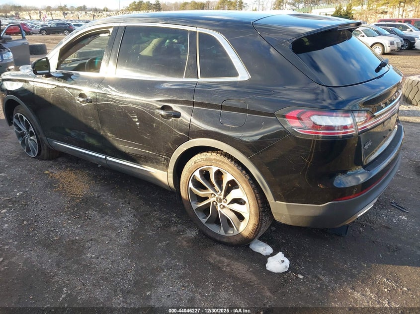 2021 Lincoln Nautilus Reserve