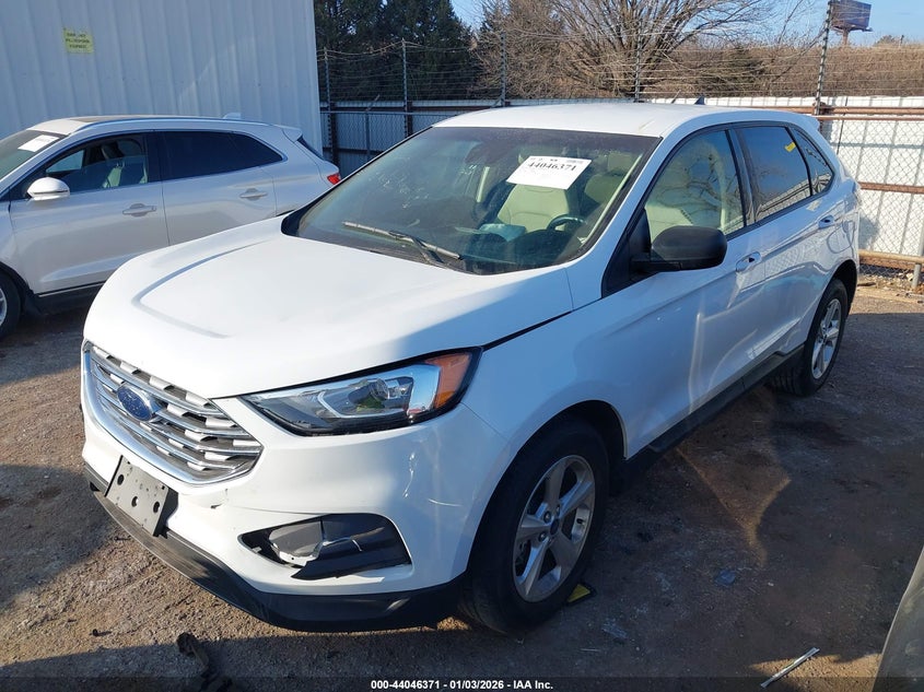 2020 Ford Edge Se