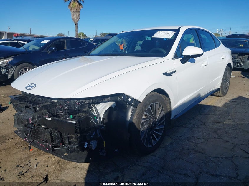 2025 Hyundai Sonata Hybrid Sel