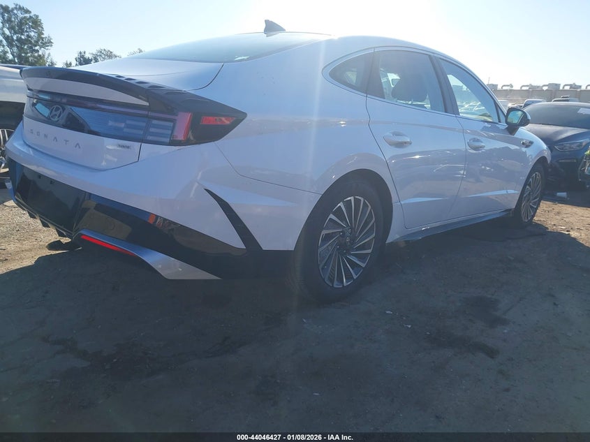 2025 Hyundai Sonata Hybrid Sel