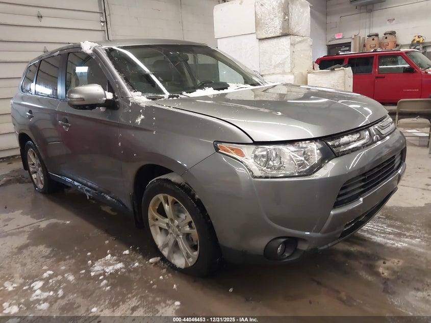 2014 Mitsubishi Outlander Se