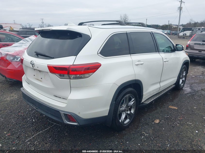 VIN 5TDDZRFHXJS870930 2018 TOYOTA HIGHLANDER LIMITED PLATINUM