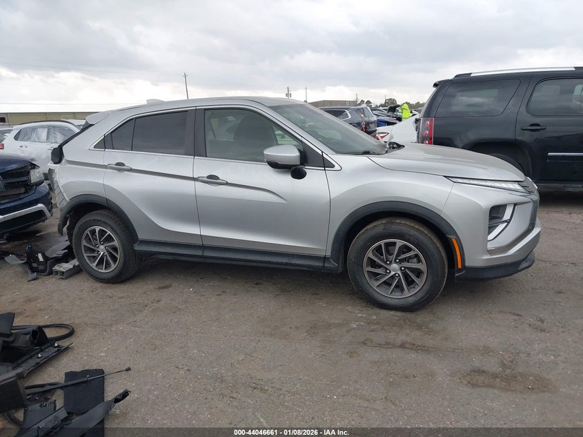 2022 Mitsubishi Eclipse Cross Es VIN: JA4ASUAA5NZ001770 Lot: 44046661