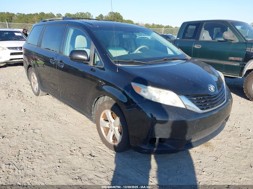5TDKK3DCXBS166857 2011 Toyota Sienna Le V6 auction photo 1