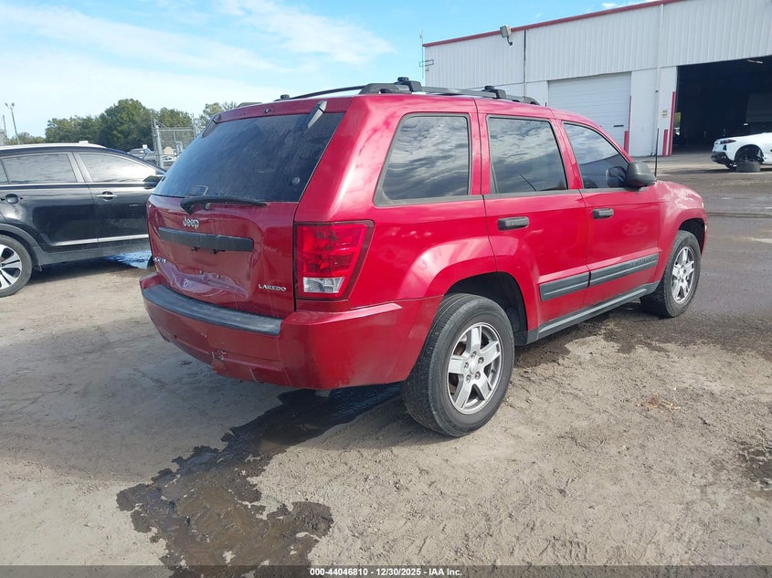 2005 Jeep Grand Cherokee Laredo