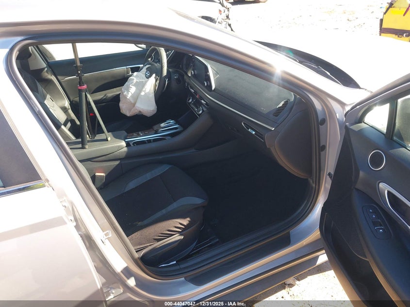 2023 Hyundai Sonata Hybrid Blue