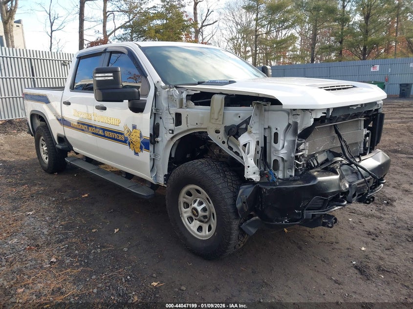 2022 CHEVROLET SILVERADO 3500HD 4WD  STANDARD BED WT