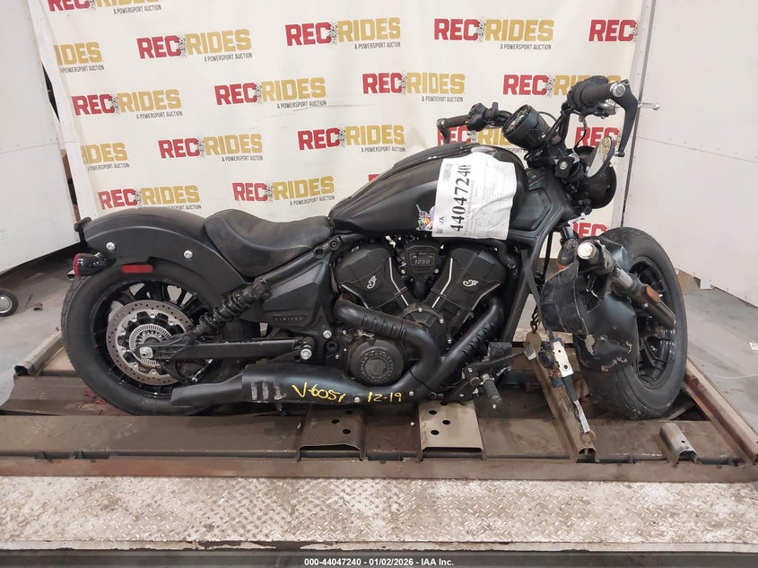 VIN 56KSBF768S3026051 2025 INDIAN MOTORCYCLE CO. SCOUT BOBBER LIMITED +TECH