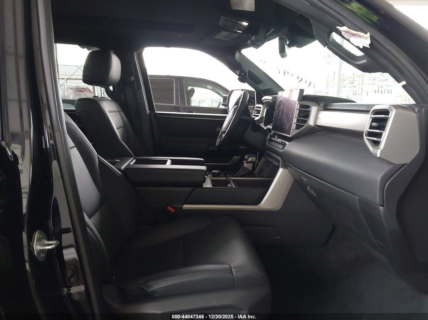 2025 Toyota Tundra Hybrid Limited Crewmax 6.4' Bed