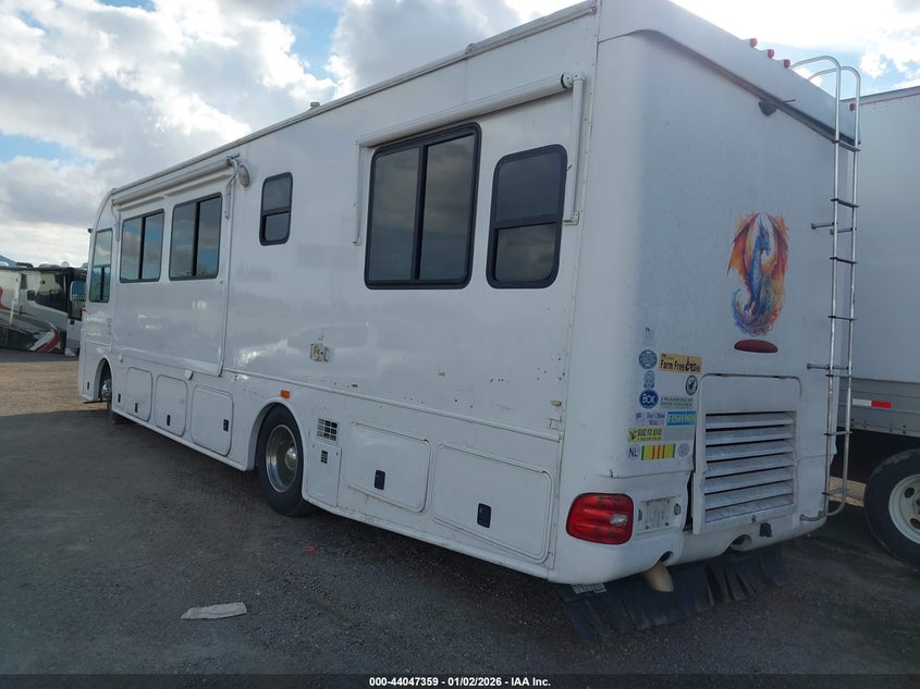 2004 Freightliner Chassis X Line Motor Home