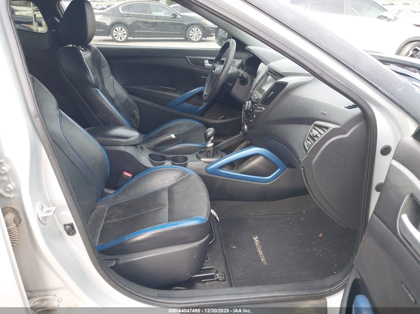 2013 Hyundai Veloster Turbo W/Blue