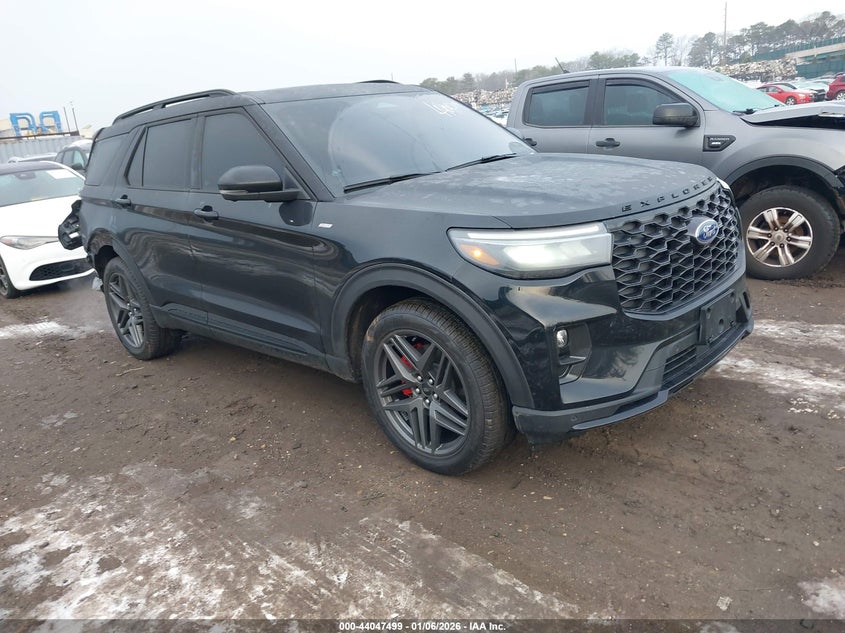 FORD EXPLORER ST-LINE