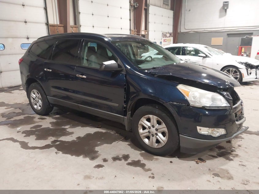 1GNKVFED9CJ285599 2012 Chevrolet Traverse Ls auction photo 1