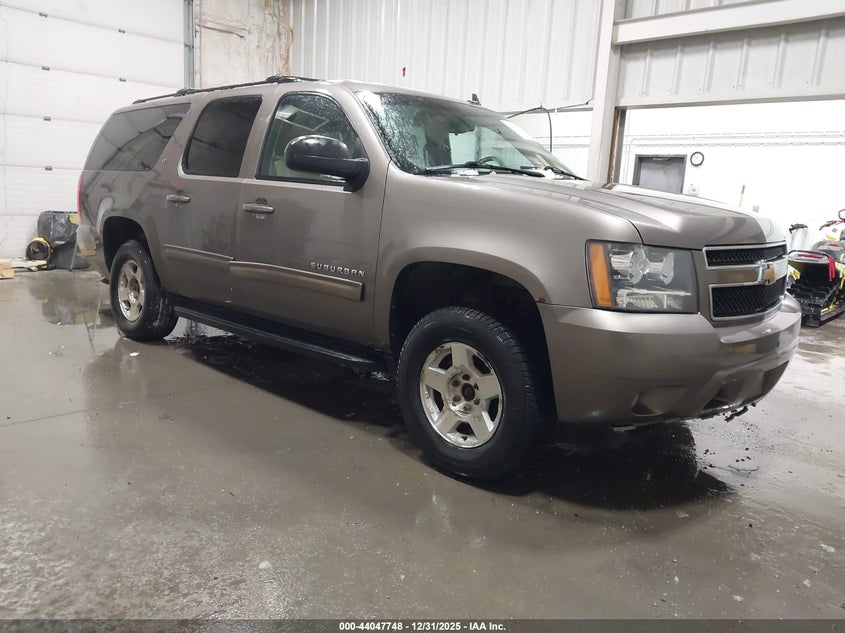 1GNSKJE35BR318780 2011 Chevrolet Suburban 1500 Lt1 auction photo 1