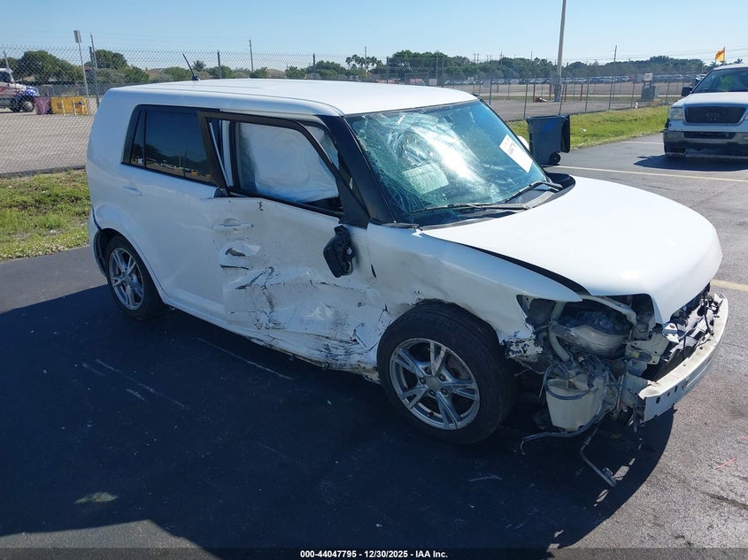 JTLZE4FE3A1101052 2010 Scion Xb auction photo 1