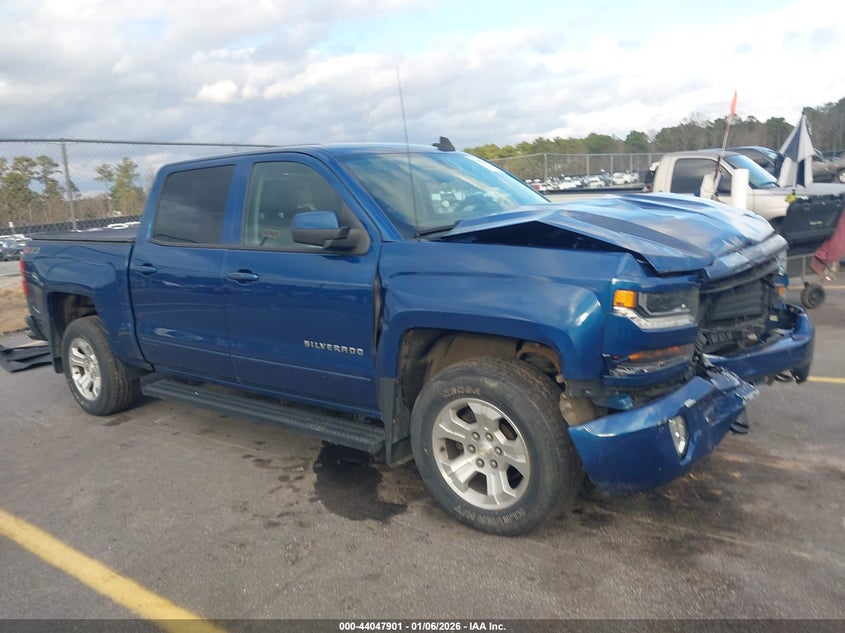 3GCUKREC1JG193663 2018 Chevrolet Silverado 1500 2Lt auction photo 1