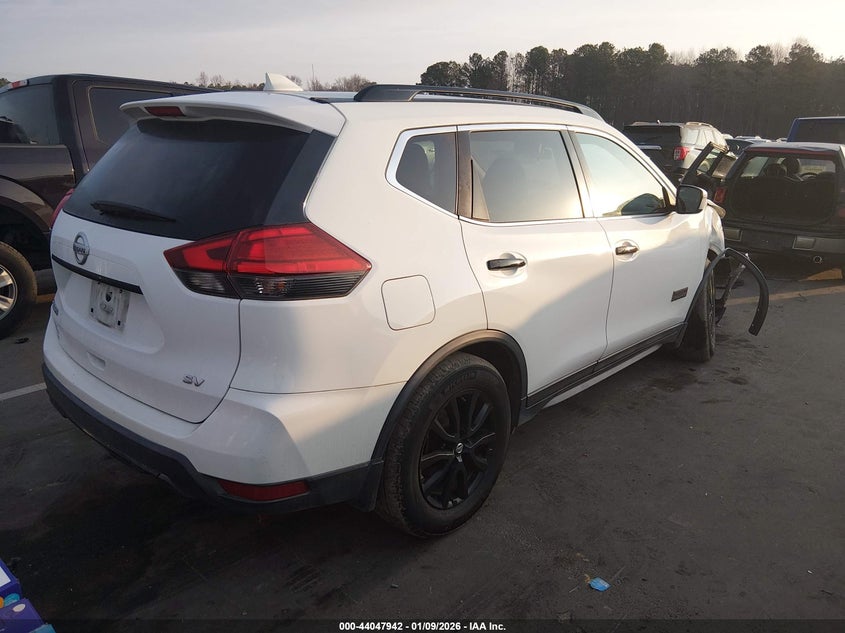 2017 Nissan Rogue Sv