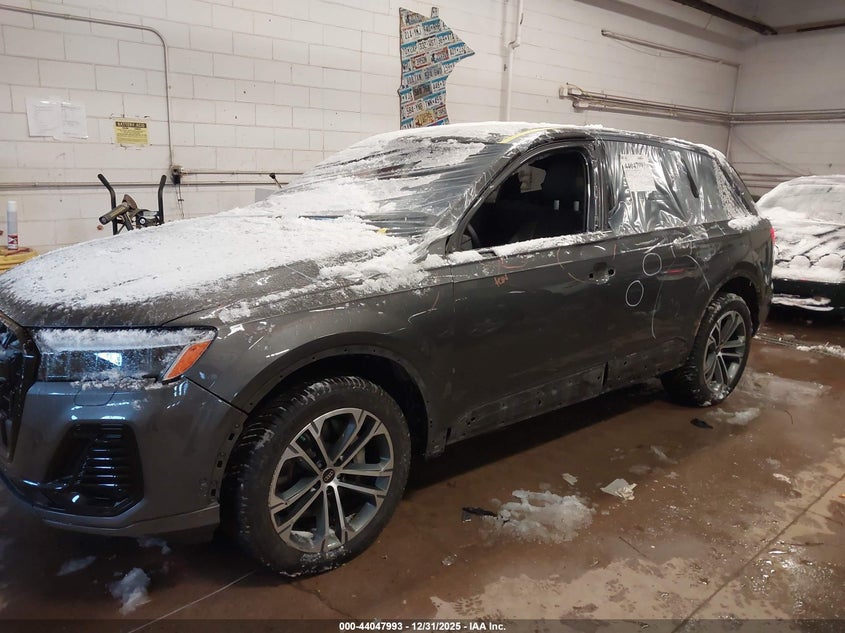 2025 AUDI Q7 2.0L I-4 DI, DOHC, V(VIN: WA1LCBF78SD000693