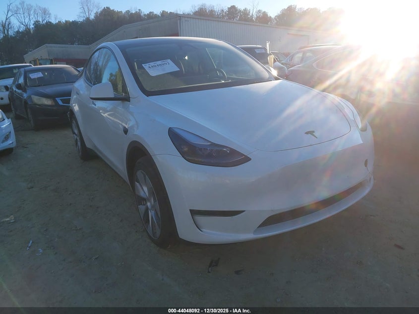 2024 Tesla Model Y Long Range Dual Motor All-Wheel Drive/Rwd