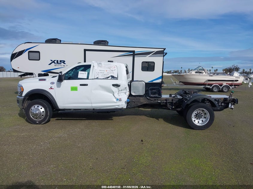 2024 Ram 5500 Chassis Tradesman/Slt/Laramie/Limited VIN: 3C7WRNFL6RG146817 Lot: 44048158
