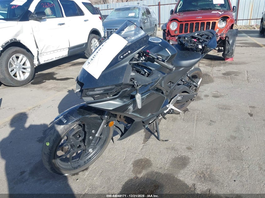 2025 Yamaha Yfz320 A