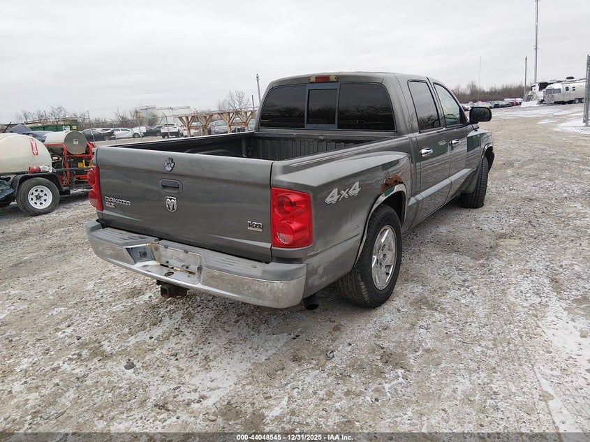 2005 Dodge Dakota Slt