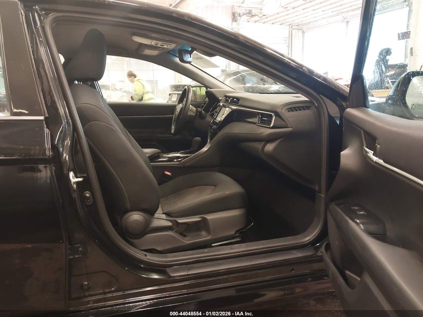 2020 Toyota Camry Hybrid Le/Le Hybrid