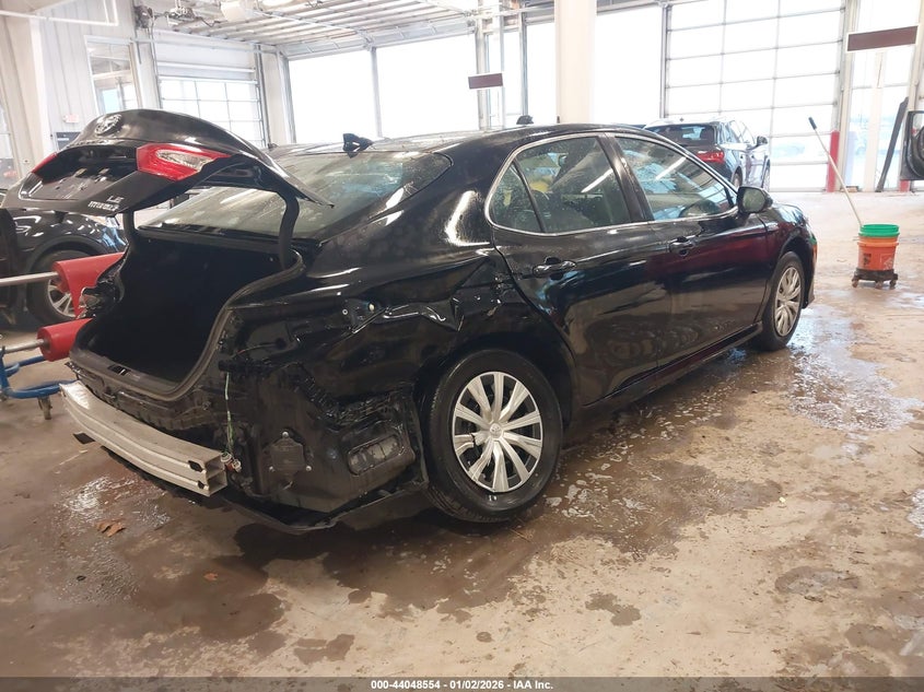 2020 Toyota Camry Hybrid Le/Le Hybrid