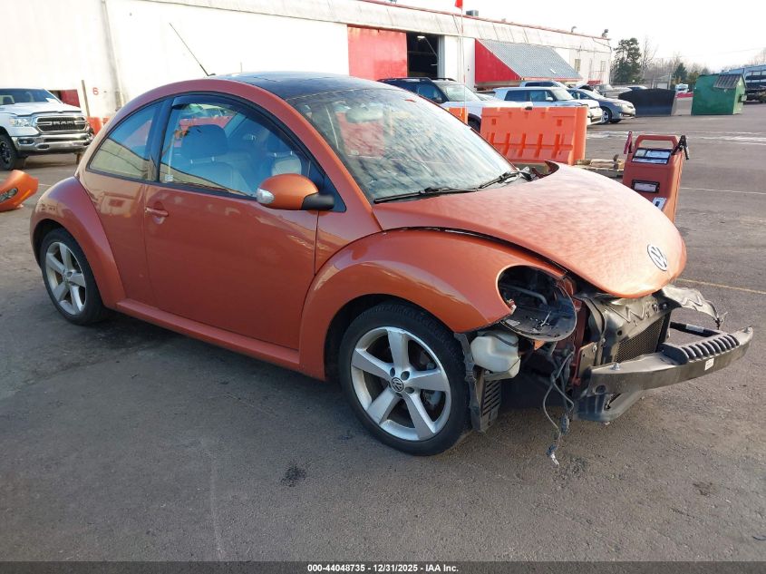 2010 Volkswagen New Beetle 2.5L Red Rock Edition