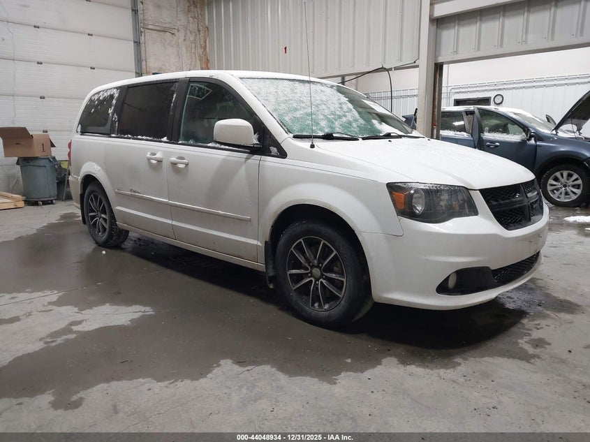 2016 DODGE GRAND CARAVAN  VIN: 2C4RDGCG6GR115781