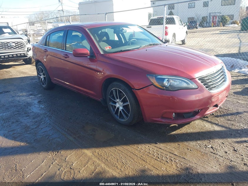 2014 Chrysler 200 Touring