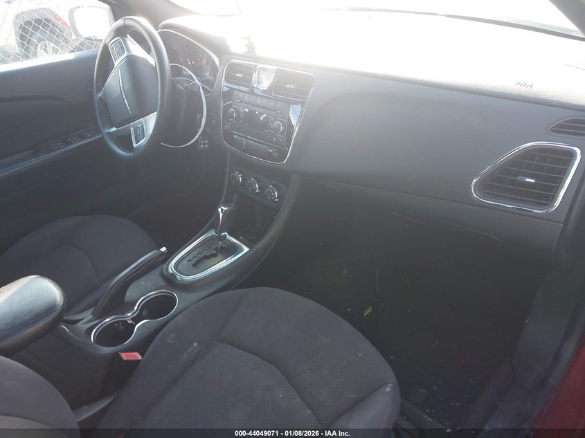 2014 Chrysler 200 Touring