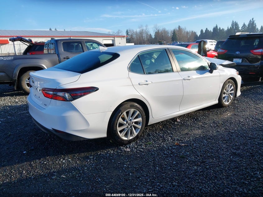 2021 Toyota Camry Le