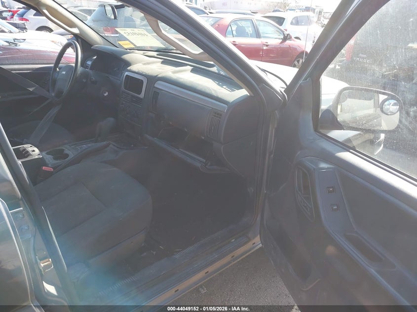 2004 Jeep Grand Cherokee Laredo