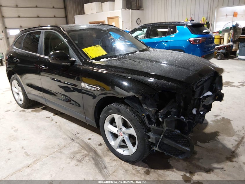 2018 Jaguar F-Pace 25T Premium