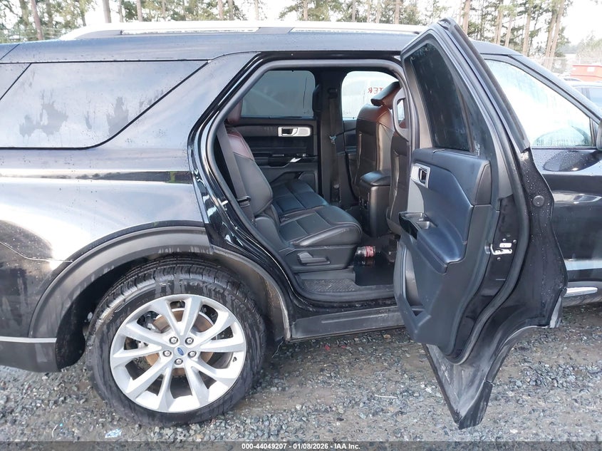 VIN 1FM5K8HC1NGA45200 2022 FORD EXPLORER PLATINUM