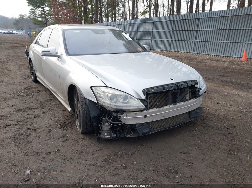 2010 Mercedes-Benz S 550