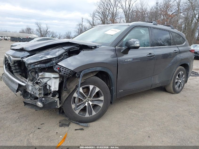 2021 Toyota Highlander Hybrid Xle