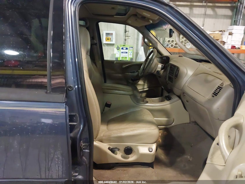 2001 Ford Expedition Eddie Bauer