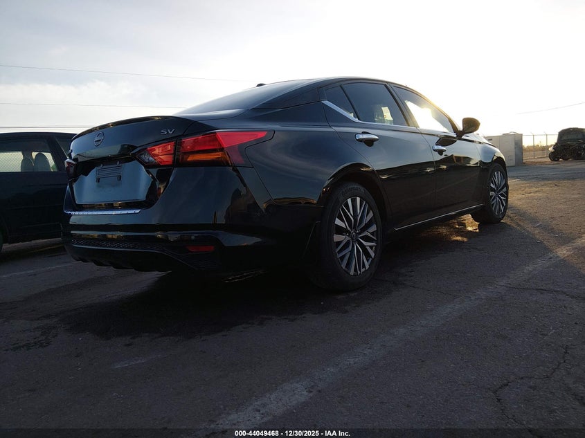 2023 Nissan Altima Sv Fwd