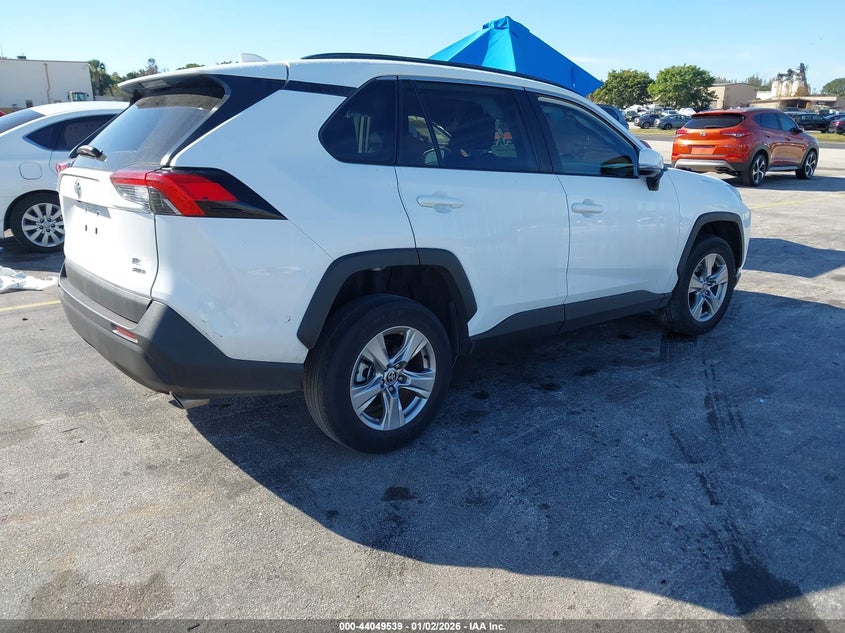 2022 Toyota Rav4 Xle