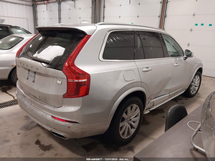 2021 Volvo Xc90 Recharge Plug-In Hybrid T8 Inscription Expression 7 Passenger