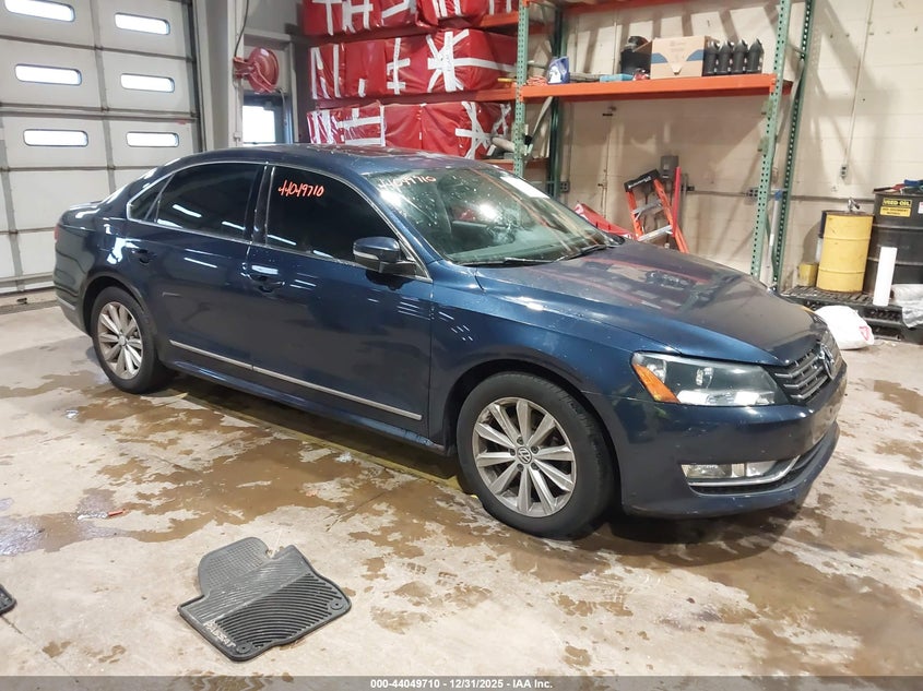 2013 VOLKSWAGEN PASSAT 2.5L SEL PREMIUM